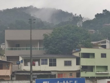 Chuva continua em Marechal Floriano nesta quinta feira 16 e pode provocar queda na qualidade do café