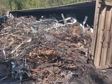 Motorista fica ferido após capotar com caminhão na BR 262 2