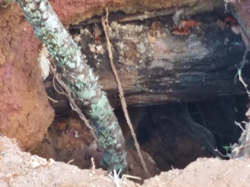 Prefeitura de Marechal Floriano fechará cratera em estrada vicinal 2