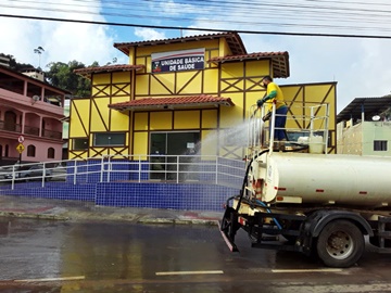 Prefeitura faz nova aplicação de água com cloro nas ruas de Marechal Floriano