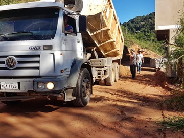 Sol forte retorna construção de pavimentação e consertos nas estradas em Marechal Floriano 2