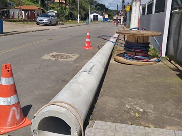 Suspensão do fornecimento de energia para troca de poste causa transtornos em Marechal Floriano