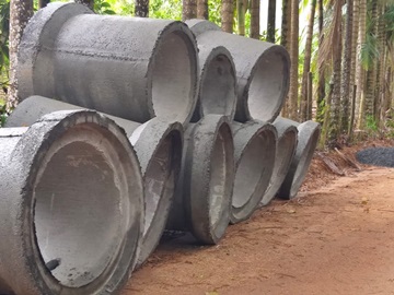 Materiais para pavimentação da estrada que liga Marechal Floriano a Alfredo Chaves