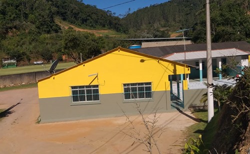 escola reforma 2 m