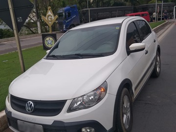 Motocicleta atravessa pista da BR 262 e é atingida por carro em Marechal Floriano