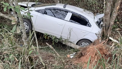 tombo de carro de passeio 4 M