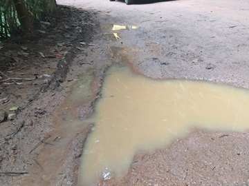 Chuvas esburacam estrada reformada recentemente em Marechal Floriano