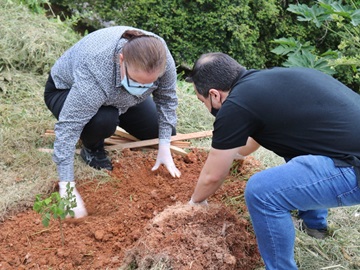 Homenagem a médico é marcada por emoção 3