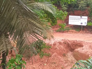 Obra de pavimentação e drenagem paralisada pelas fortes chuvas em Marechal Floriano 2