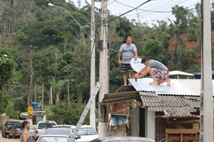 poste caído em mf 2 m