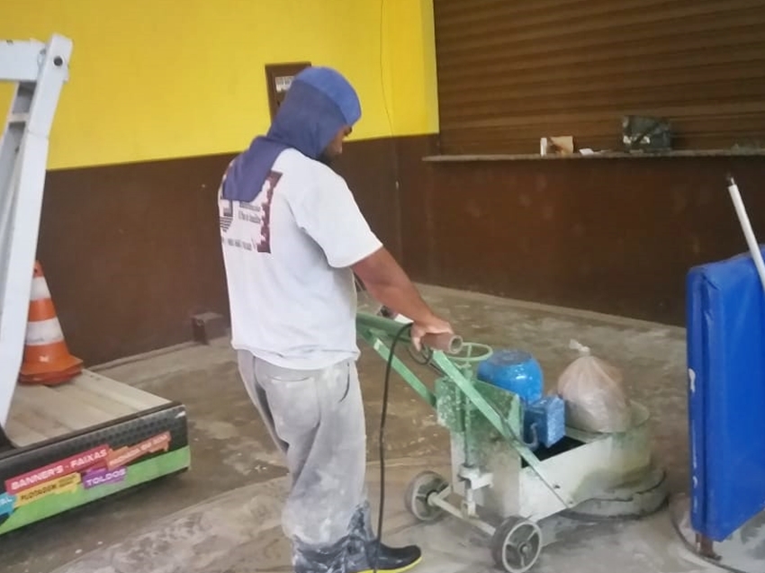 Centro-Educacional-e-Esportivo-recebe-reforma-no-piso-em-Marechal-Floriano-2