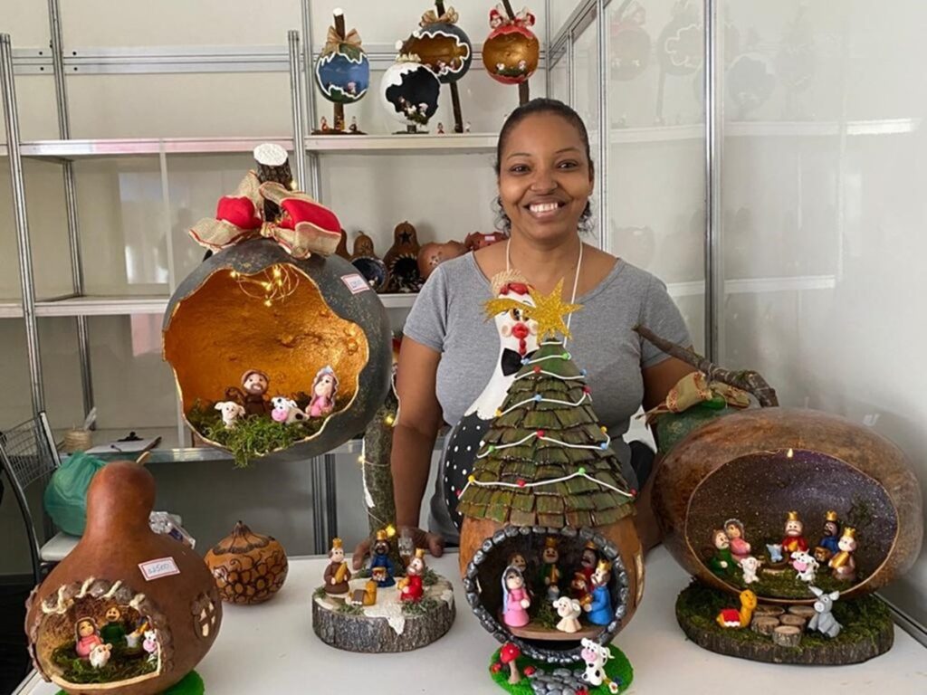 ArteSanto-comeca-nesta-sexta-feira-12-na-Praca-do-Papa-em-Vitoria