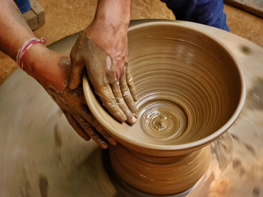 Pottery,-,Skilled,Wet,Hands,Of,Potter,Shaping,The,Clay