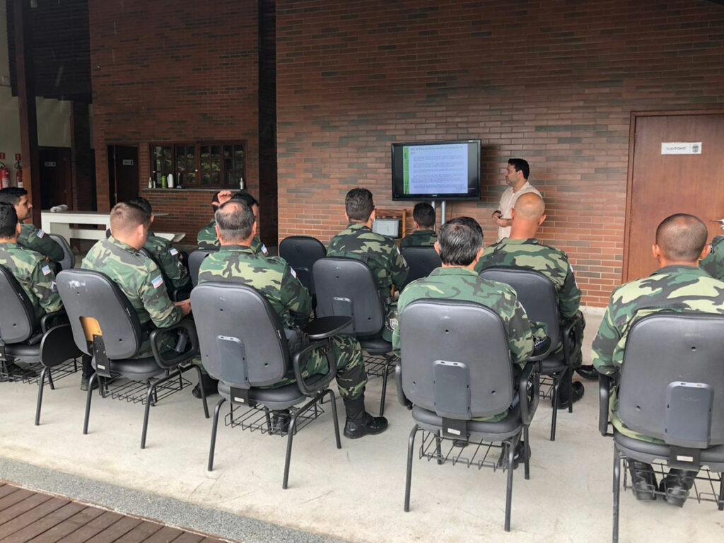 oliciais-militares-ambientais-recebem-capacitacao-para-atuarem-em-fiscalizacoes