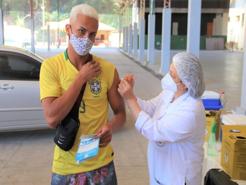 3-vacina_covid_7_capa