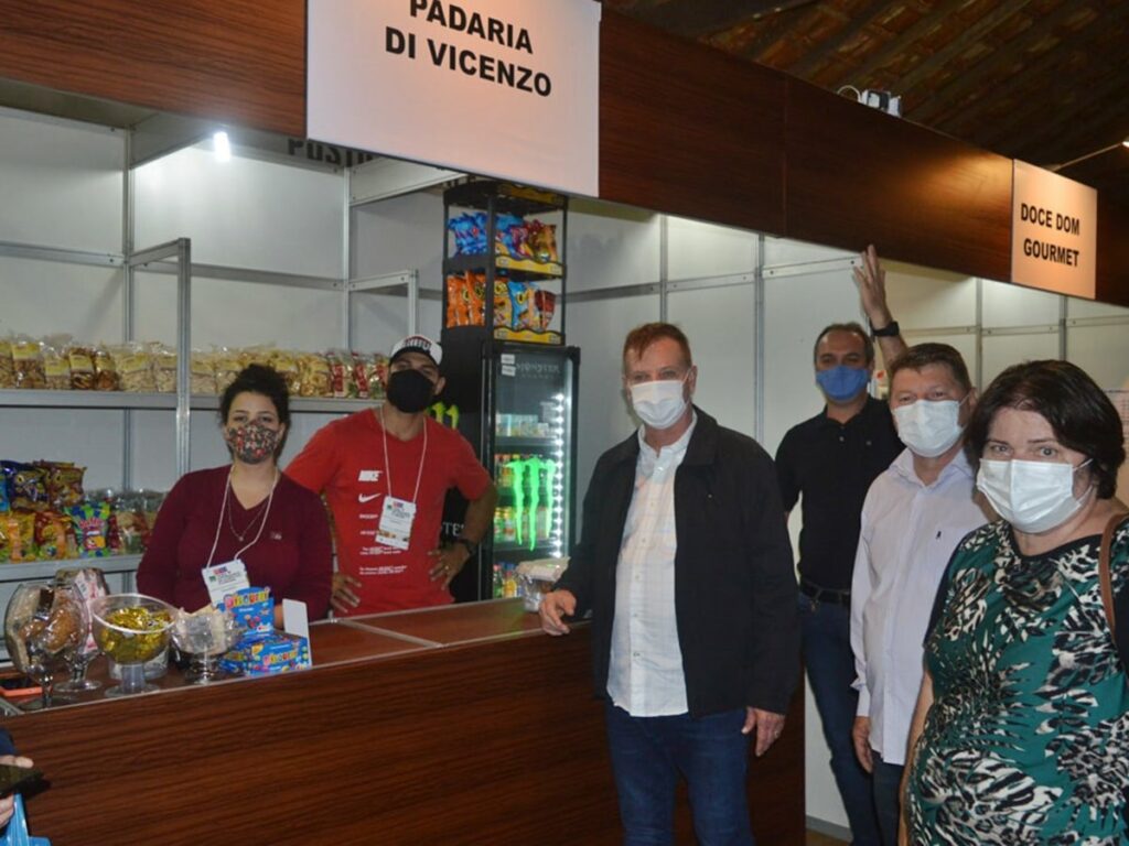 Comerciantes-elogiam-Feira-Empresarial-de-Marechal-Floriano-3