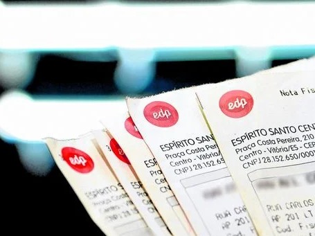 No-Espirito-Santo-39-dos-clientes-da-EDP-devem-receber-bonus-na-conta-de-energia No-Espirito-Santo-39-dos-clientes-da-EDP-devem-receber-bonus-na-conta-de-energia