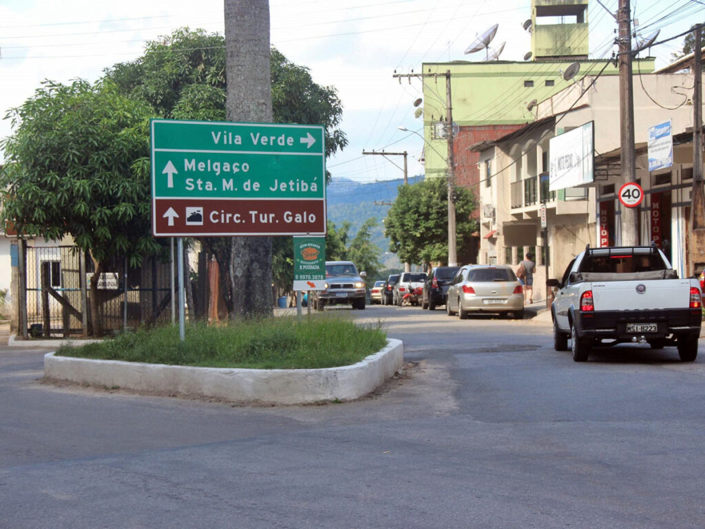 Garagem-Prefeitura-de-Domin