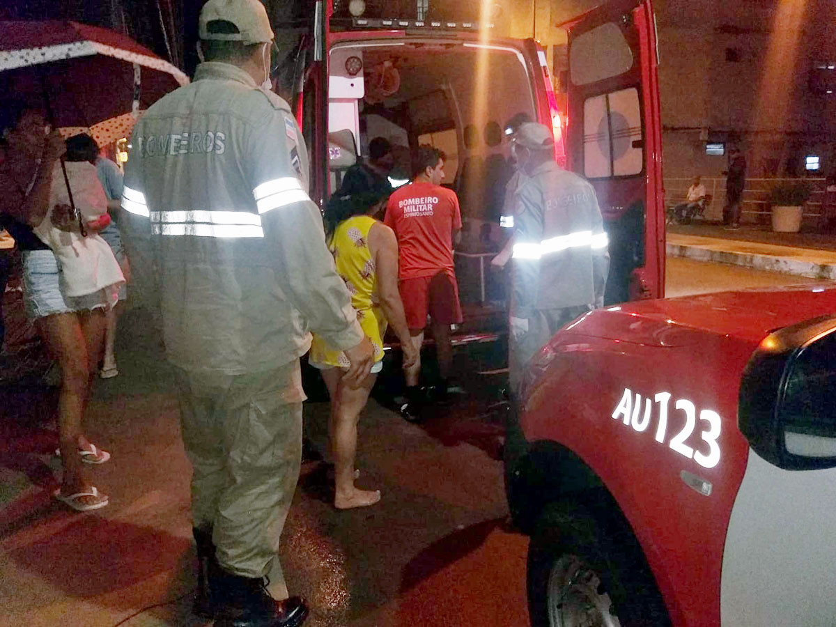 Mulher-cai-da-ponte-sobre-o