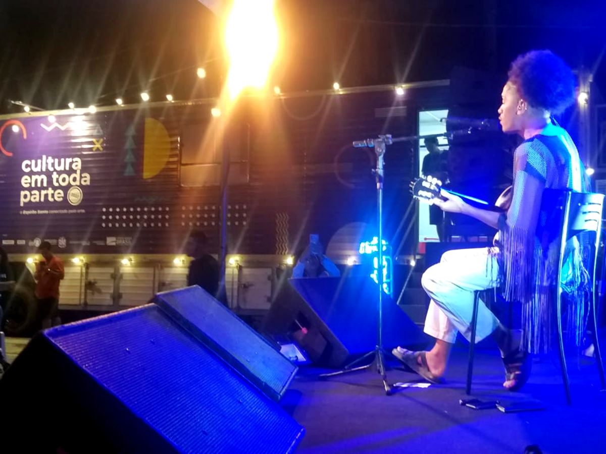 Evento-cultural-com-musica-ao-vivo-atrai-moradores-e-continua-neste-sabado-em-Marechal-Floriano-capa