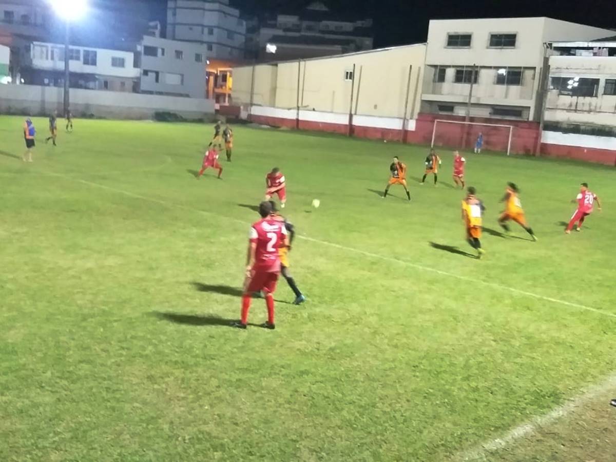 Jogo-de-futebol-termina-em-goleada-em-Marechal-Floriano