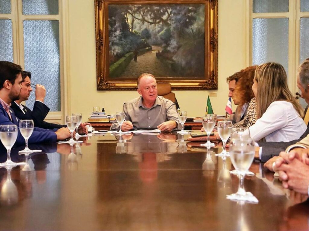 Governador-sanciona-leis-para-beneficio-de-produtores-rurais-e-pedreiras