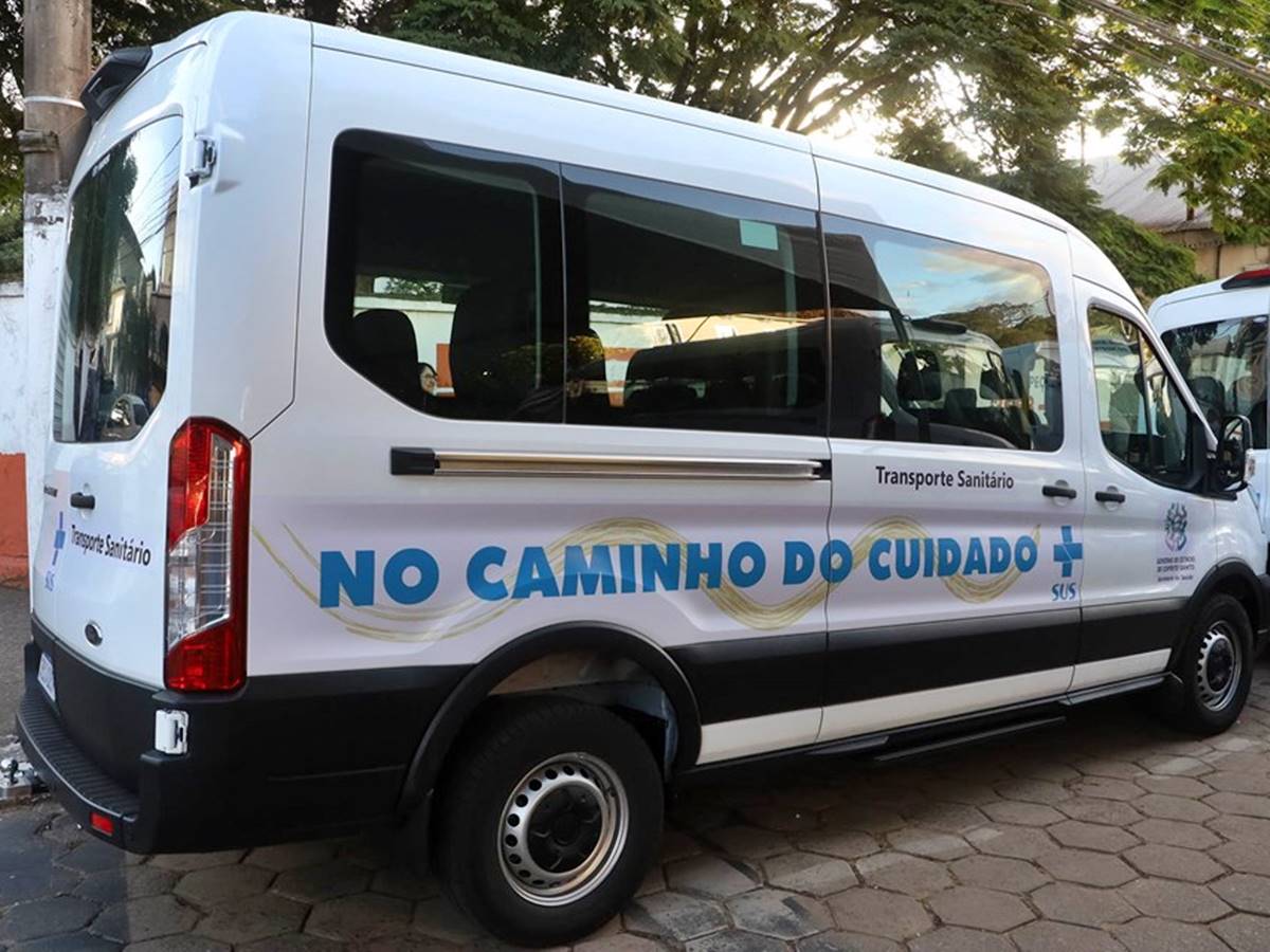 Municipios-do-sul-capixaba-recebem-equipamentos-e-veiculos-de-transporte-sanitario-1