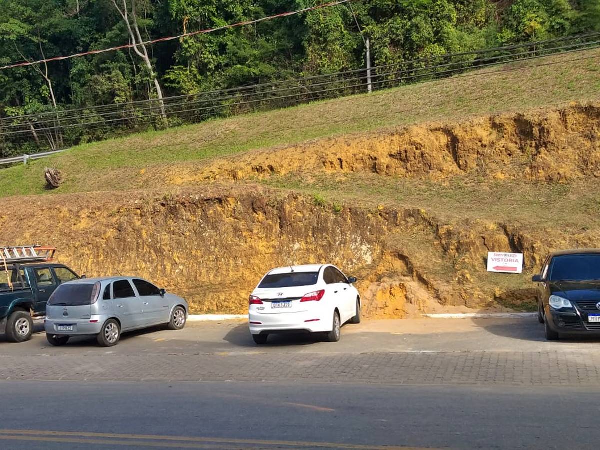 Novo-estacionamento-de-Marechal-Floriano-foi-aberto-nesta-segunda-feira-23-1 Novo-estacionamento-de-Marechal-Floriano-foi-aberto-nesta-segunda-feira-23-1