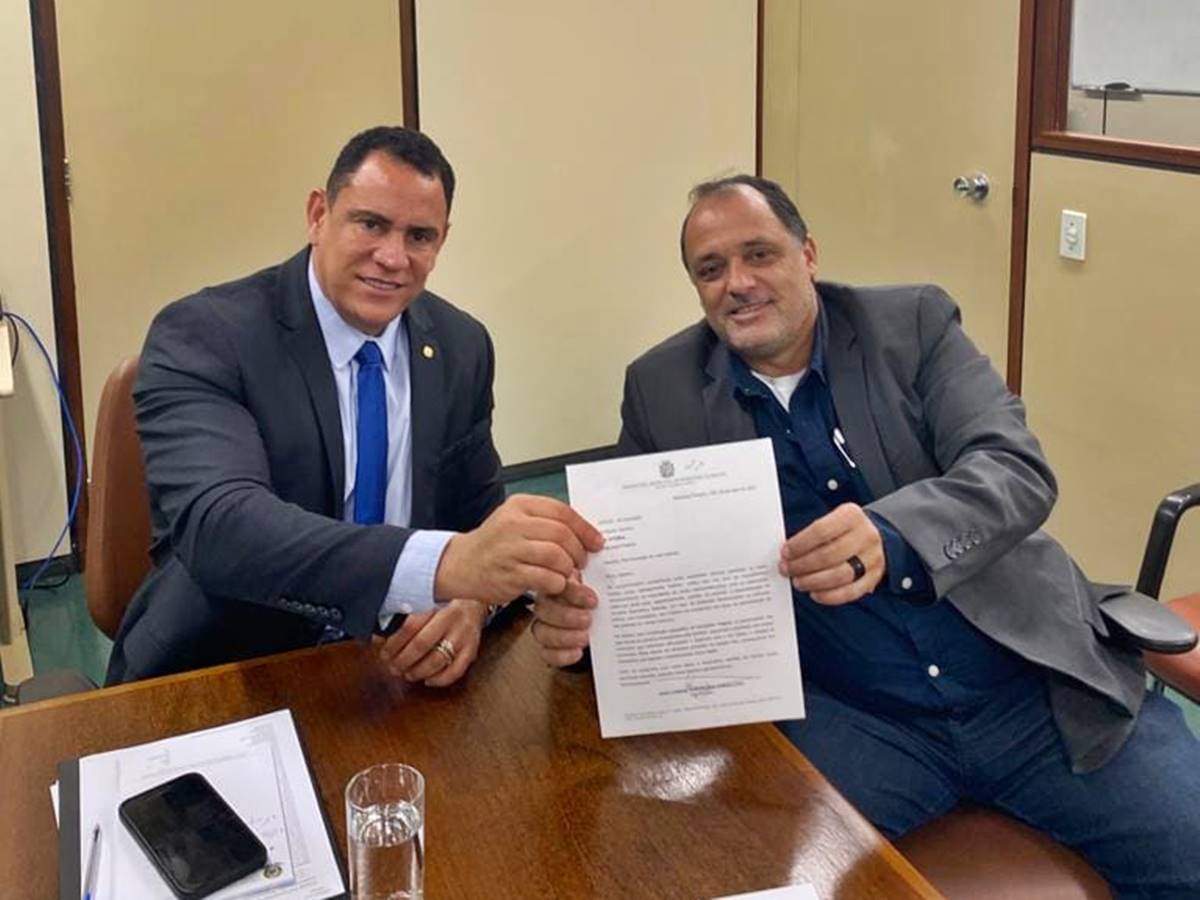 Vice-prefeito-de-Marechal-Floriano-vai-a-Brasilia-em-busca-de-investimentos-e-recursos