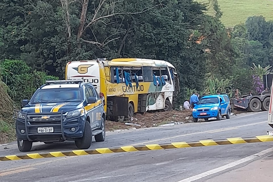 acidente-grave-na-br-262