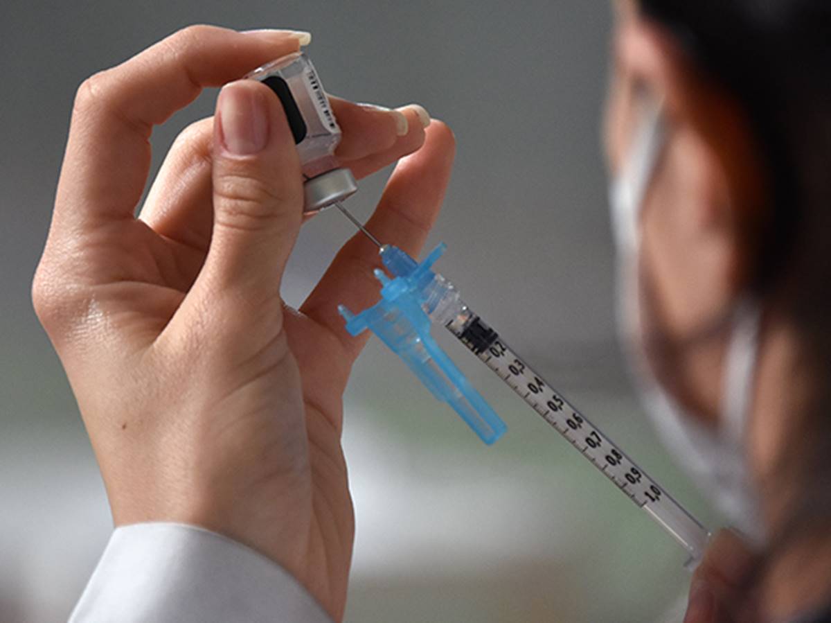 Adolescentes-de-12-a-17-anos-de-Domingos-Martins-ja-podem-tomar-a-dose-de-reforco-da-vacina-contra-a-Covid-19