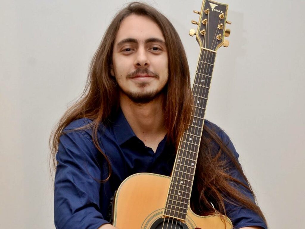 Capixaba-e-aprovado-em-uma-das-melhores-universidades-de-musica-do-mundo-e-busca-ajuda-para-realizar-sonho-1