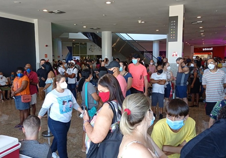 Espirito-Santo-aplica-mais-de-60-mil-doses-de-vacinas-no-Dia-D