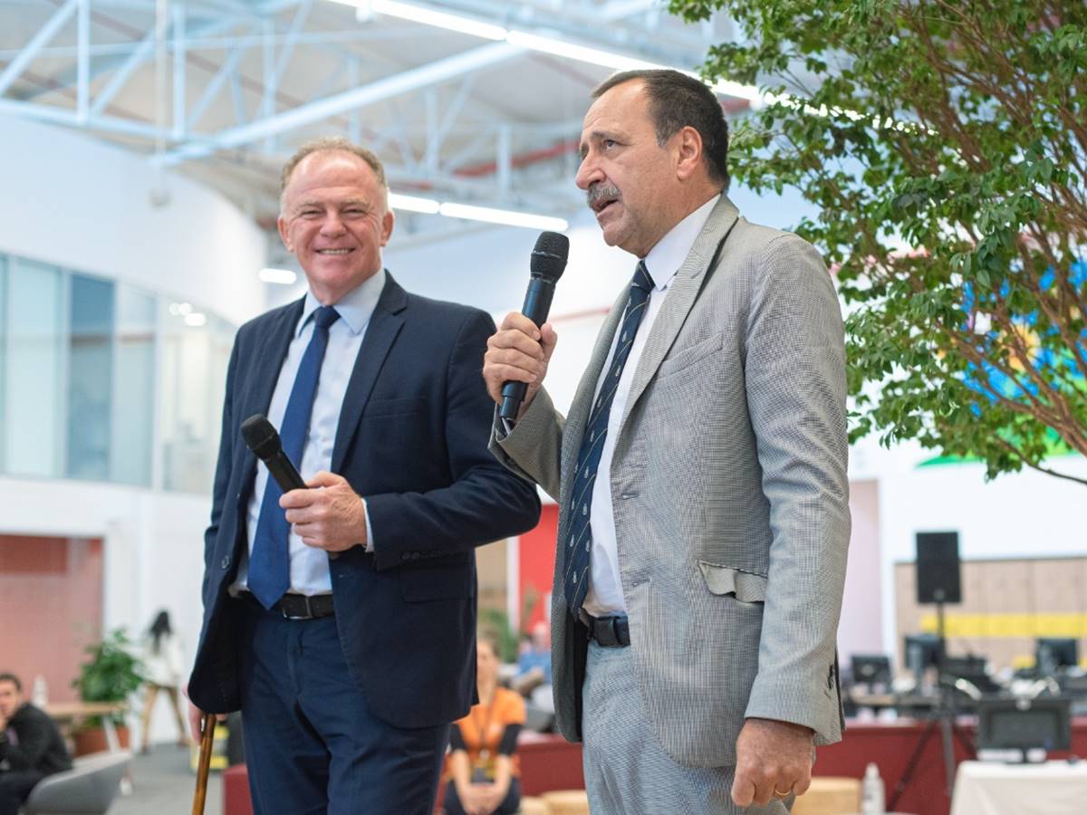 Governador-do-Espirito-Santo-visita-sede-da-EDP-e-conhece-os-planos-da-companhia-para-o-Estado