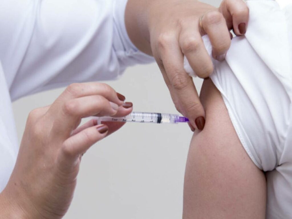 Liberada-a-4a-dose-da-vacina-contra-a-Covid-19-em-Domingos-Martins