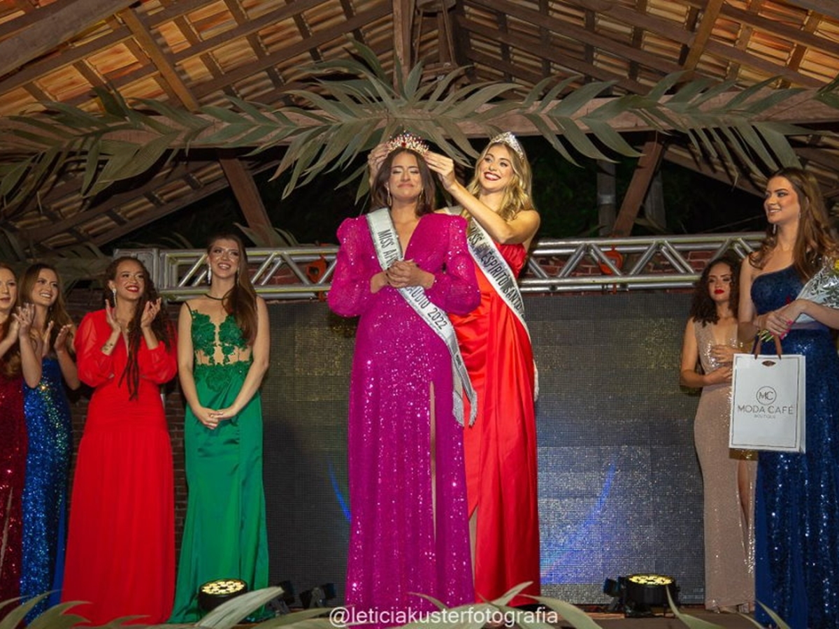 Maiza-Leite-Generozo-e-eleita-a-Miss-Afonso-Claudio-2022-1