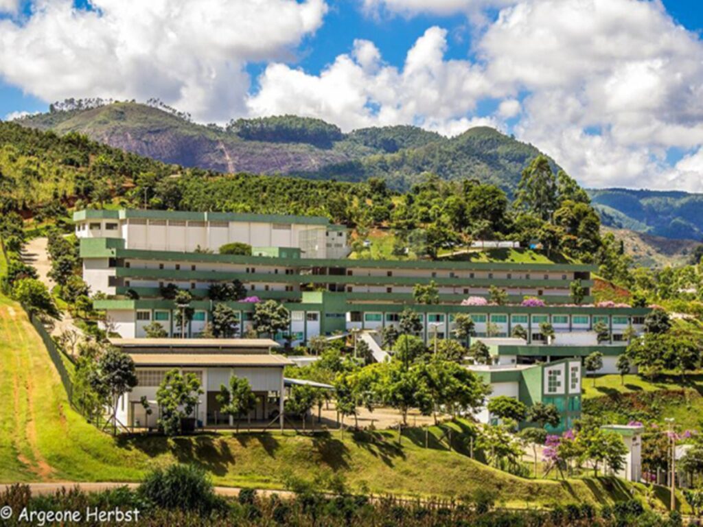 Ultimos-dias-para-inscricao-em-mais-de-800-vagas-para-45-cursos-de-graduacao-do-Ifes