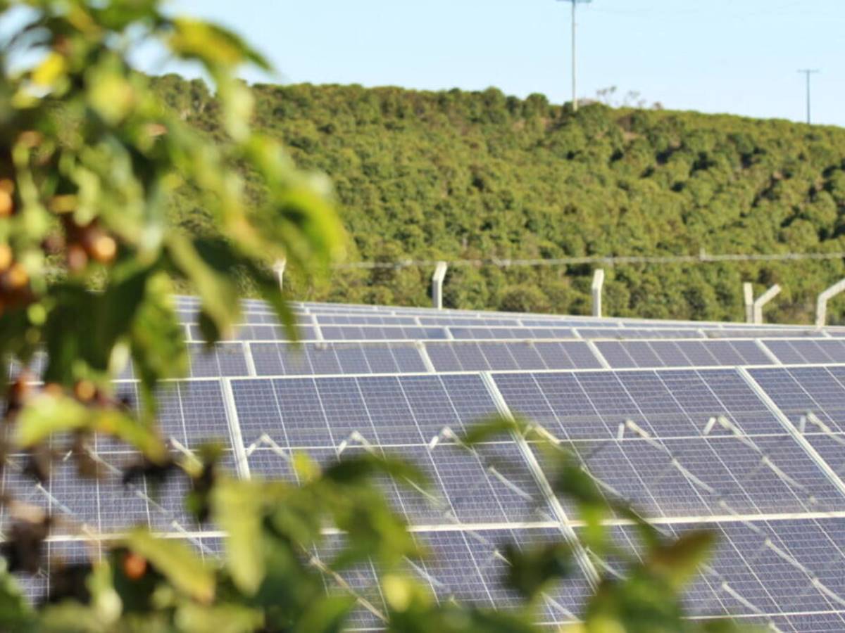 Energia-solar-ultrapassa-17-gigawatts-e-mais-de-R-90-bilhoes-em-investimentos-no-Brasil