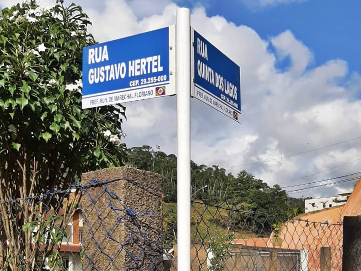 Ruas de Marechal Floriano ganham novas placas com identificações