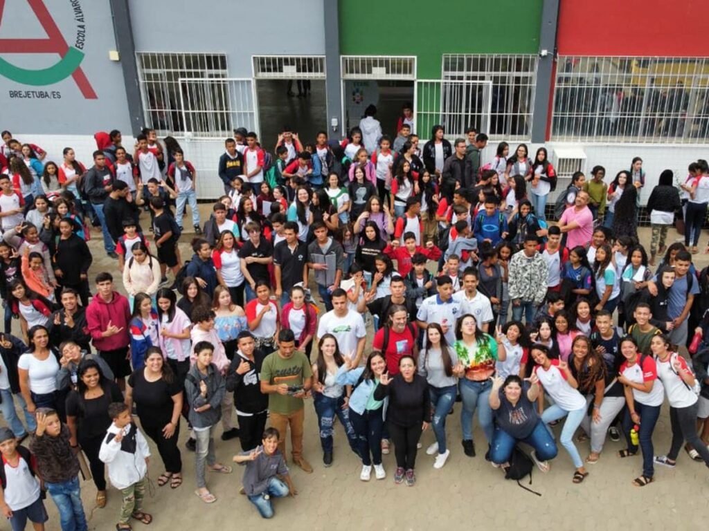 Alunos-de-escolas-de-Marechal-Floriano-e-de-Brejetuba-realizam-intercambio-entre-turmas