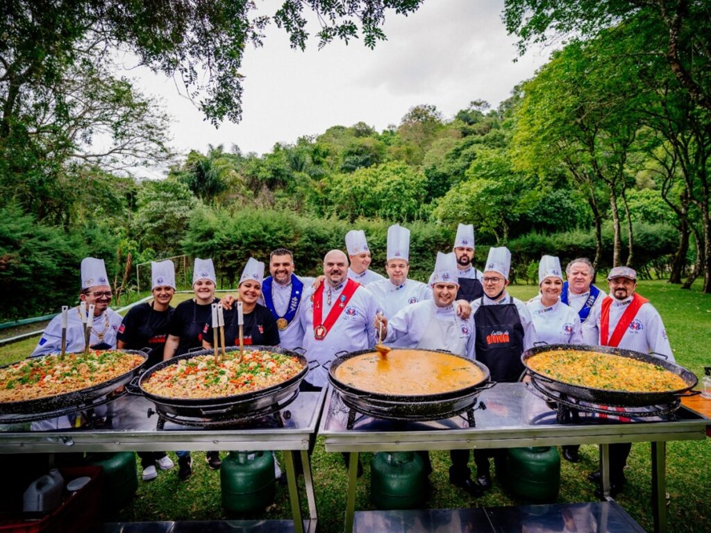 Chefs-brasileiros-e-internacionais-provarao-mais-de-5-mil-refeicoes-com-ingredientes-capixabas