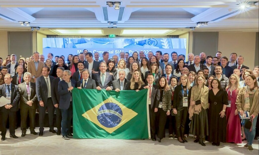 Empresarios-do-Espirito-Santo-integram-comitiva-brasileira-em-feira-de-alimentos-e-bebidas-em-Paris Empresarios-do-Espirito-Santo-integram-comitiva-brasileira-em-feira-de-alimentos-e-bebidas-em-Paris