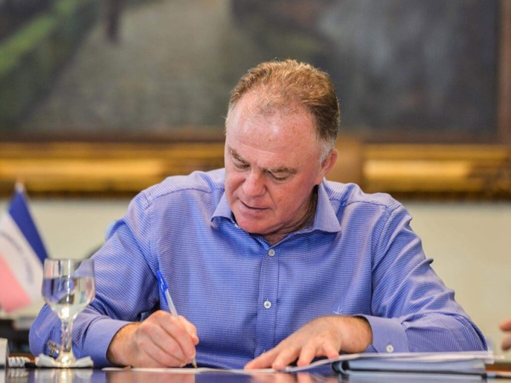 Governador-firma-compromisso-para-adesao-ao-pacto-por-desenvolvimento-sustentavel-da-ONU