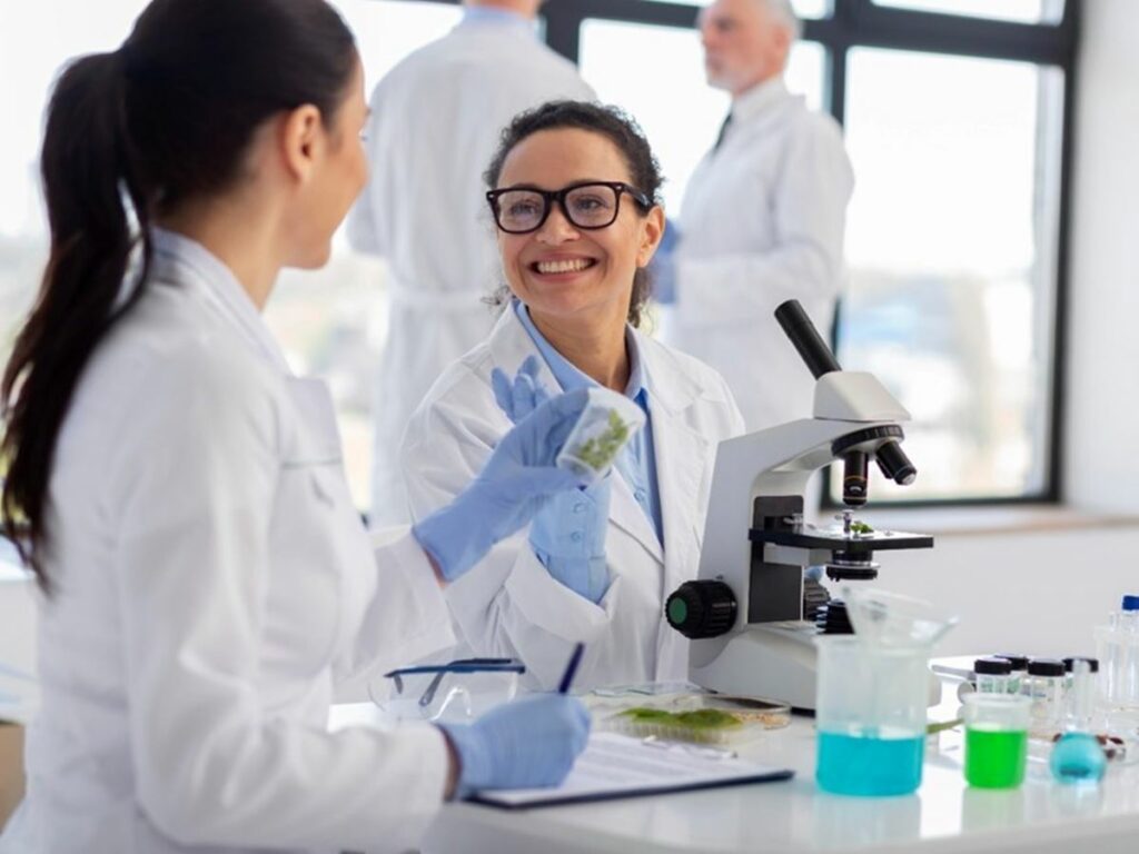 Governo-do-Estado-investe-mais-recurso-em-tres-editais-de-fomento-a-pesquisa-cientifica-tecnologica-e-de-inovacao-capixaba