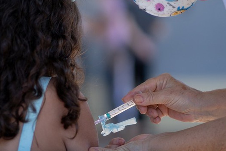 Ministerio-da-Saude-distribui-1-milhao-de-vacinas-Covid-19-para-criancas-entre-3-e-menores-de-5-anos