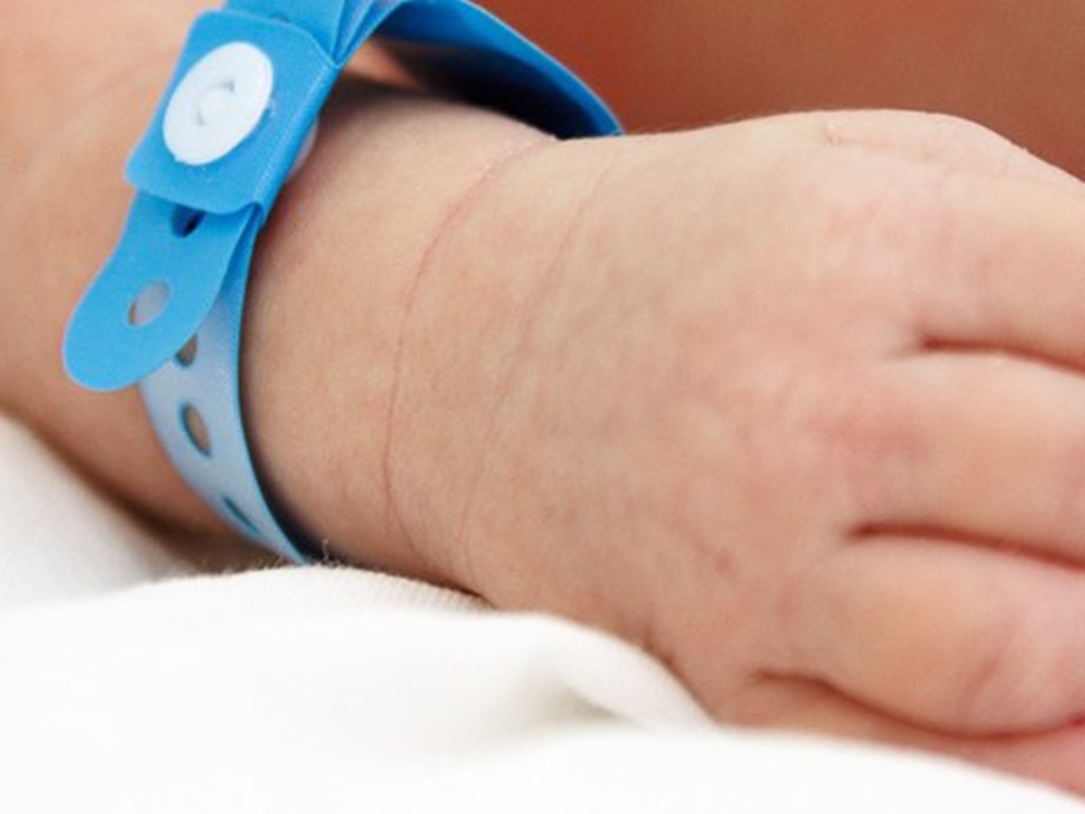 Testes-rapidos-ainda-nos-primeiros-dias-de-vida-podem-identificar-alteracoes-na-saude-do-bebe