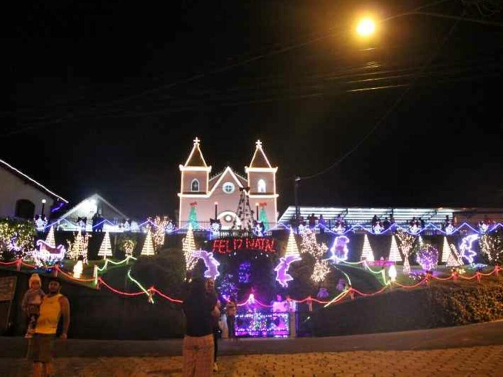 Comunidades-do-interior-de-Domingos-Martins-se-preparam-para-o-Brilho-de-Natal