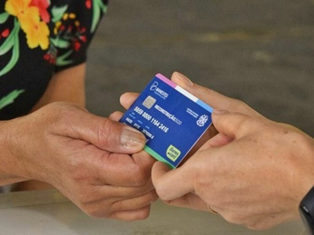 Governo-propoe-auxilio-para-atingidos-por-chuvas