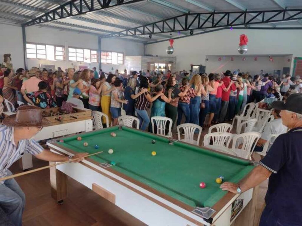 Grupos-da-Terceira-Idade-encerram-mais-um-ano-de-atividades-em-Domingos-Martins