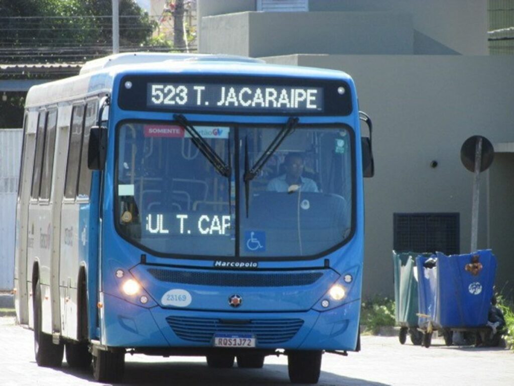 Transcol-tem-programacao-especial-para-Ano-Novo